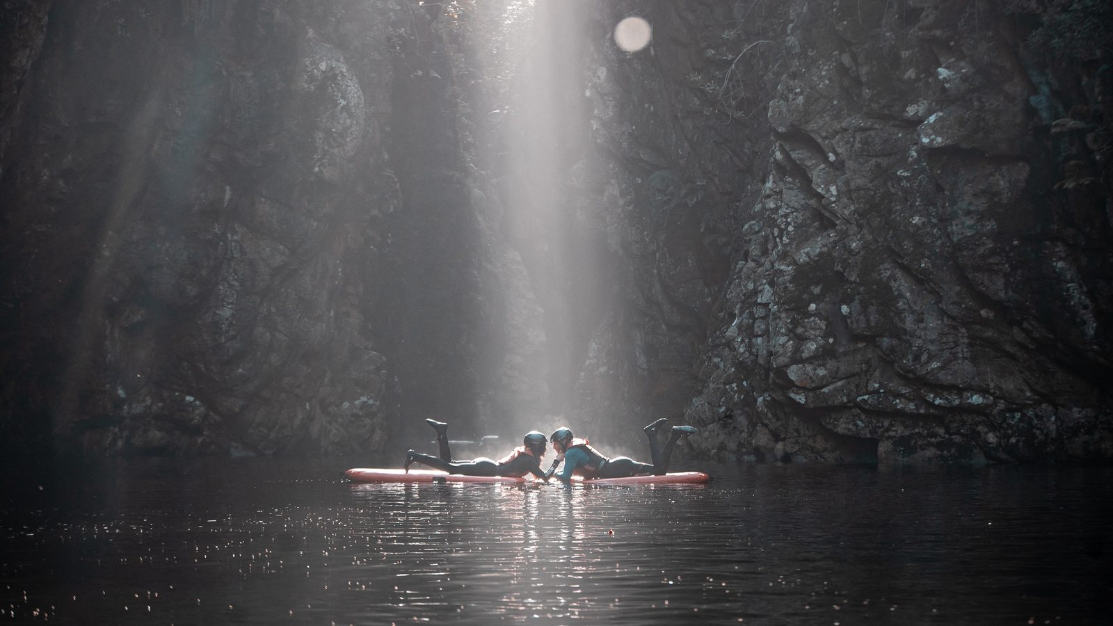Kayak &amp; lilo, Storms River gorge